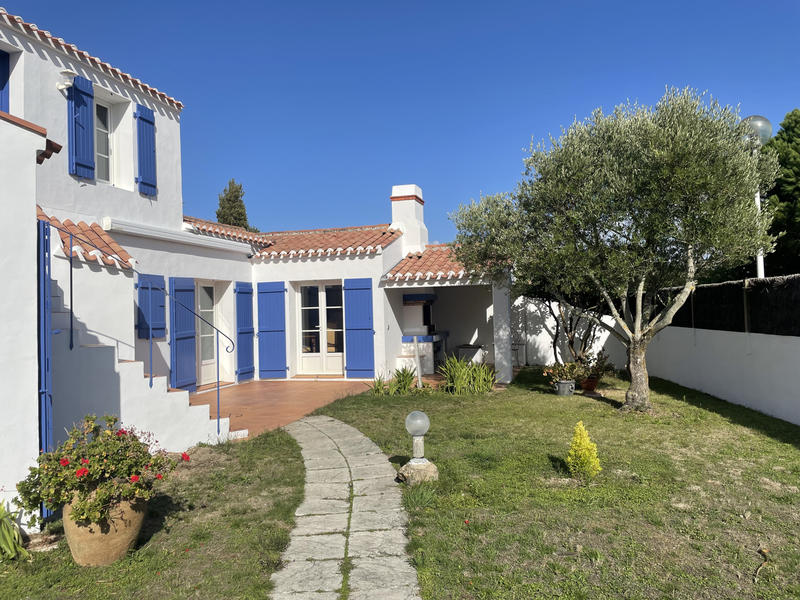 Maison - 121 m² - 4 pièces