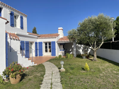 Maison - 121 m² - 4 pièces