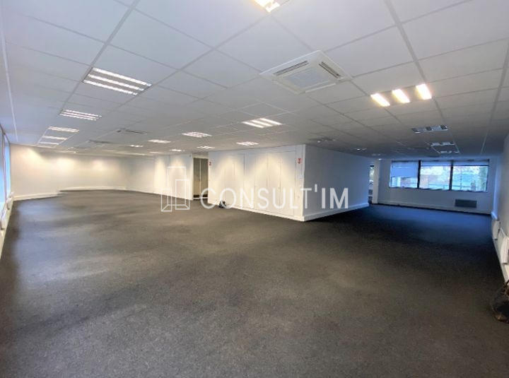 Bureau - 313 m²
