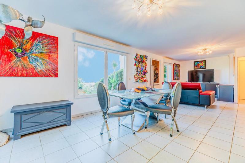 Duplex - 93 m² - 4 pièces