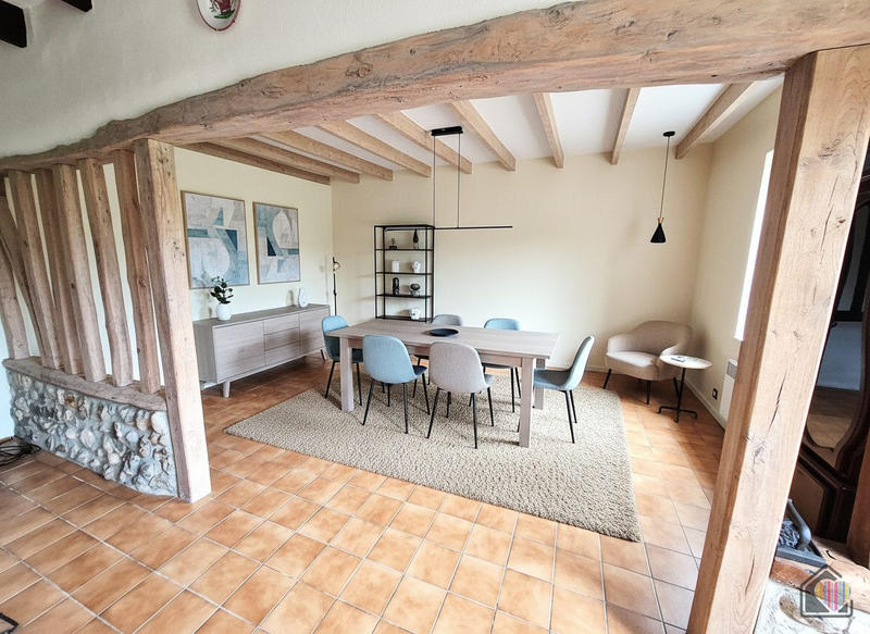 Maison - 81 m² - 5 pièces