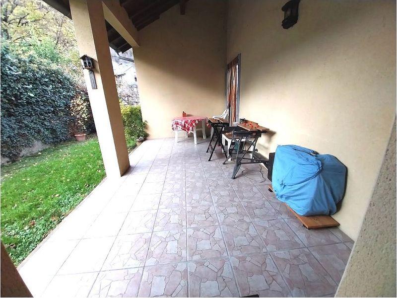 Maison traditionnelle - 150 m² - 6 pièces