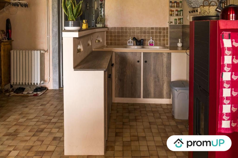 Maison - 90 m² - 4 pièces