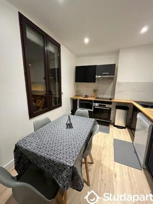 Chambre - 11 m² - 1 pièce