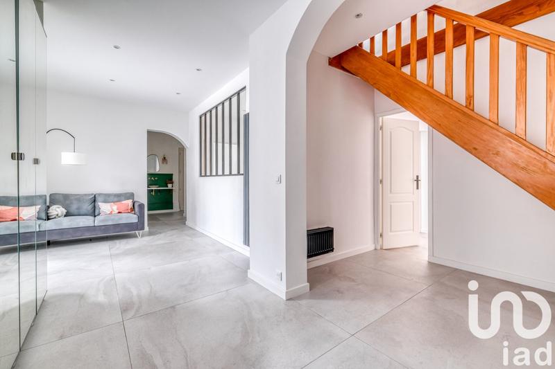 Maison - 166 m² - 7 pièces