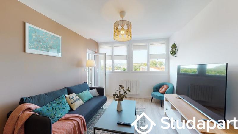 Chambre - 12 m² - 1 pièce