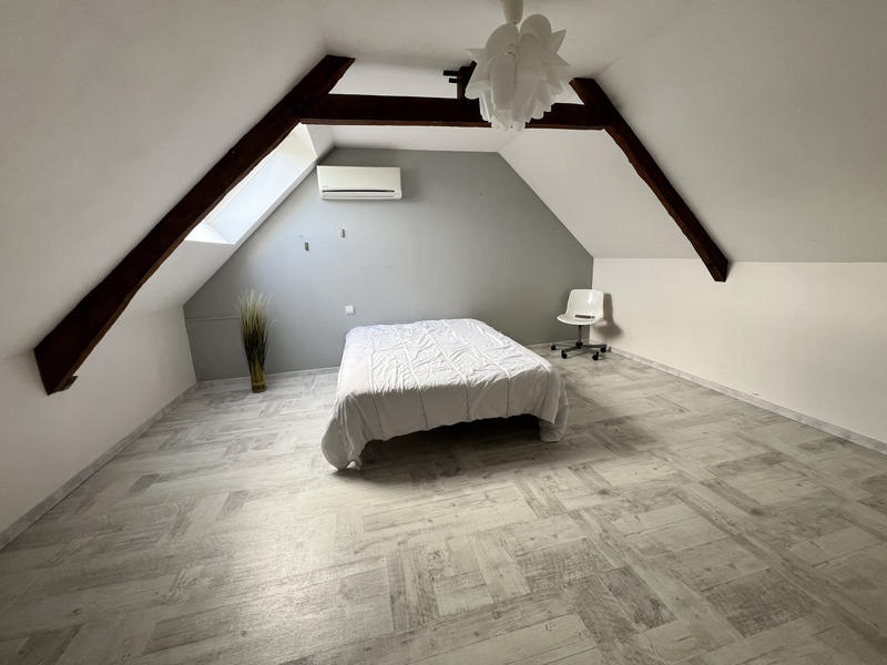 Maison - 167 m² - 6 pièces