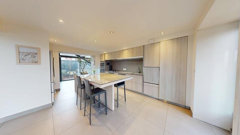 Corps de ferme - 223 m² - 6 pièces