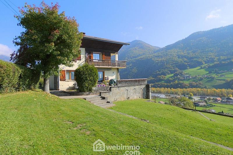 Appartement - 92 m² - 4 pièces