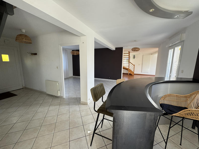 Maison - 156 m² - 8 pièces