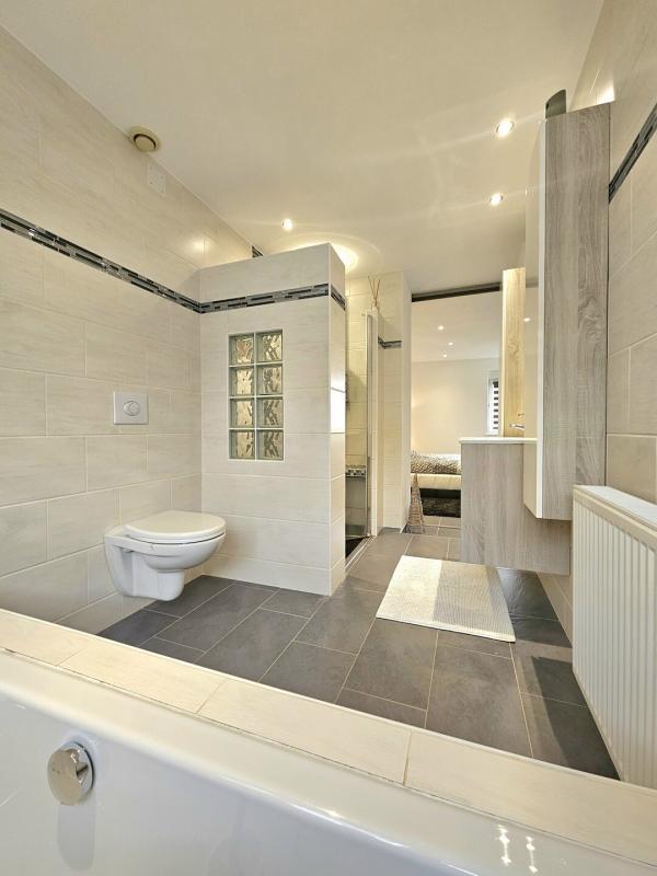 Maison - 97 m² - 4 pièces