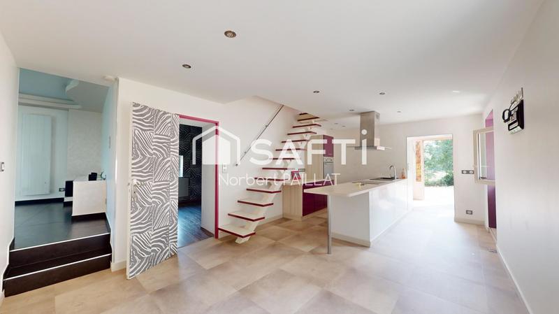 Maison - 100 m² - 4 pièces