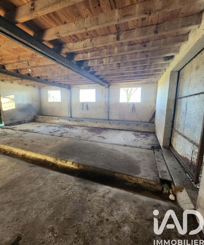 Maison - 256 m² - 5 pièces