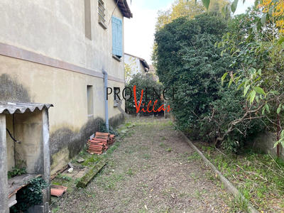 Villa - 80 m² - 5 pièces