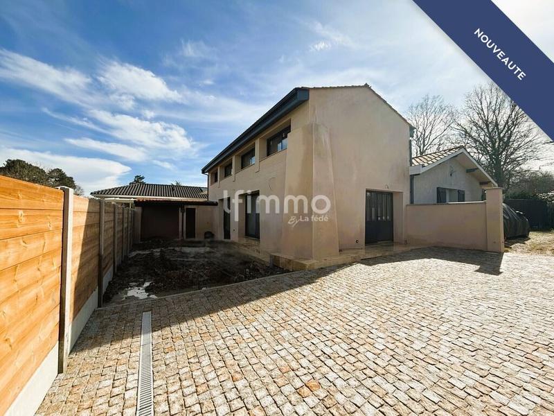 Maison - 108 m² - 4 pièces