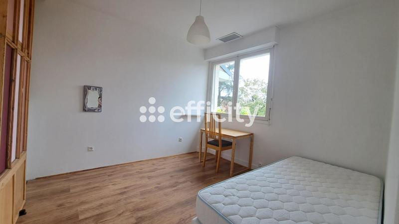 Maison jumelée - 125 m² - 6 pièces