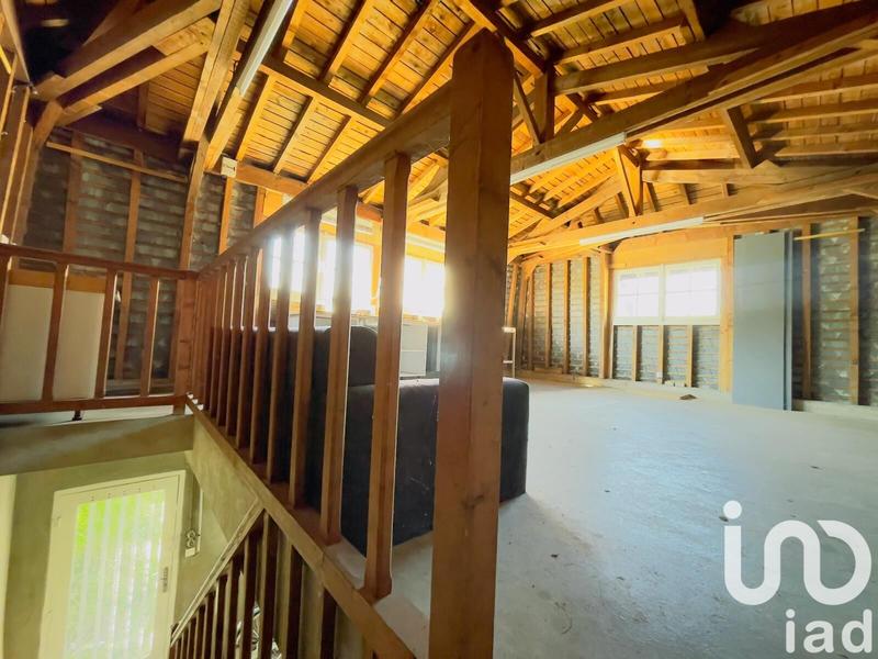 Maison - 209 m² - 7 pièces