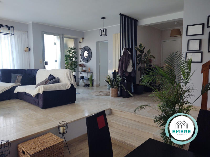 Maison - 178 m² - 7 pièces