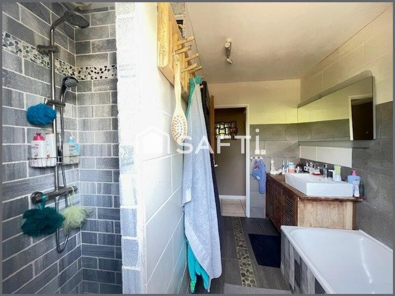 Maison - 98 m² - 4 pièces