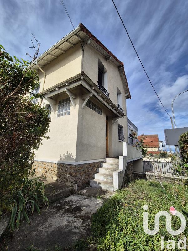 Maison - 90 m² - 5 pièces