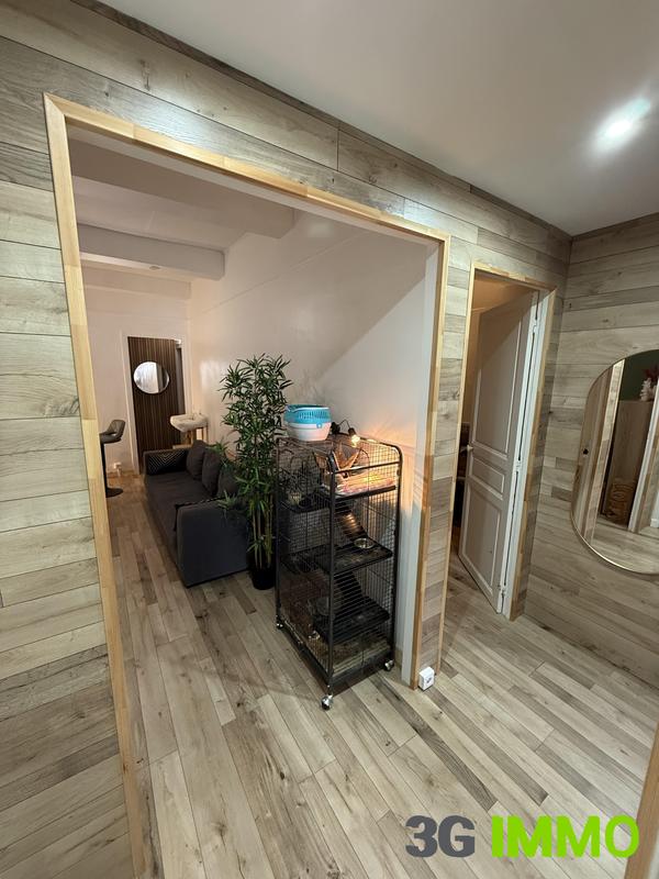 Maison - 98 m² - 4 pièces