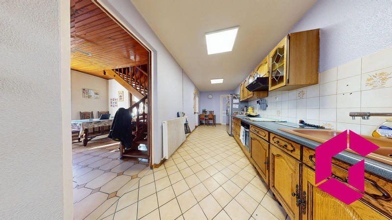 Maison - 120 m² - 7 pièces