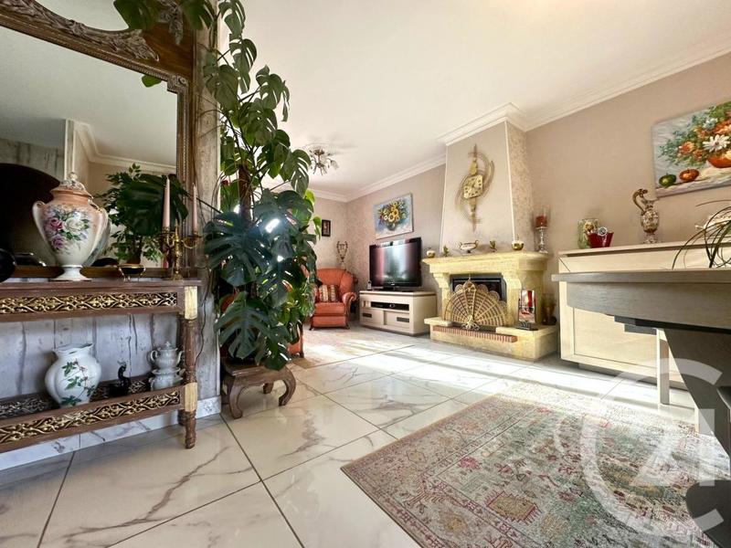 Pavillon - 84 m² - 4 pièces