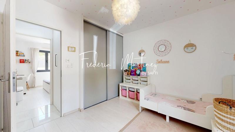 Maison - 173 m² - 5 pièces