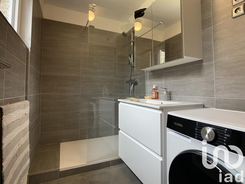 Maison - 99 m² - 5 pièces