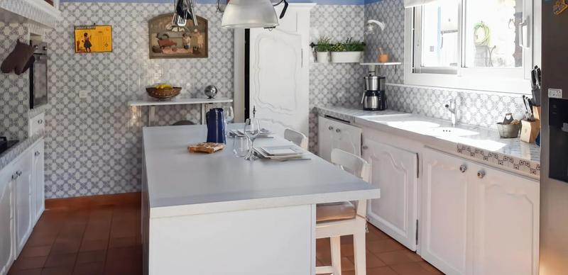 Moulin - 390 m² - 9 pièces