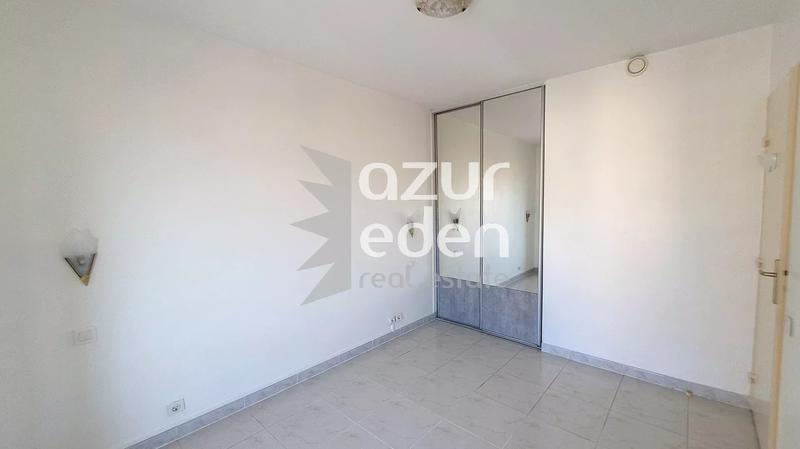 Appartement - 79 m² - 3 pièces