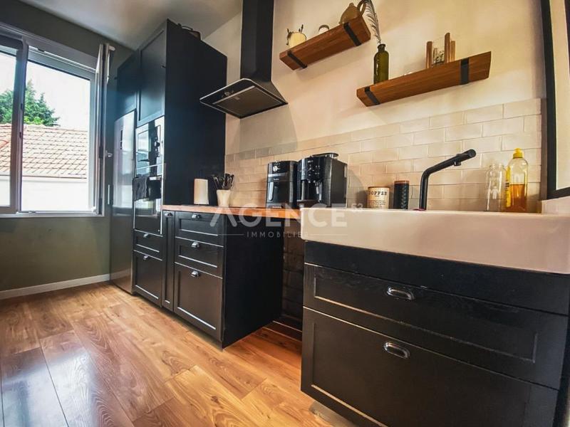 Maison - 98 m² - 5 pièces