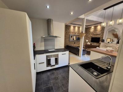 Appartement - 77 m² - 3 pièces