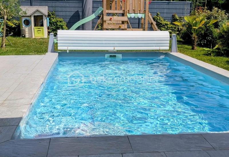 Villa - 145 m² - 6 pièces