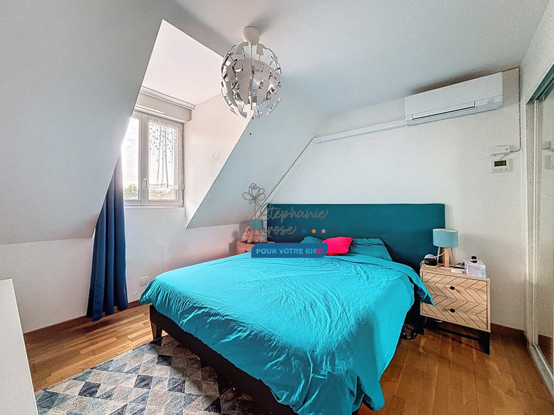 Maison traditionnelle - 140 m² - 5 pièces