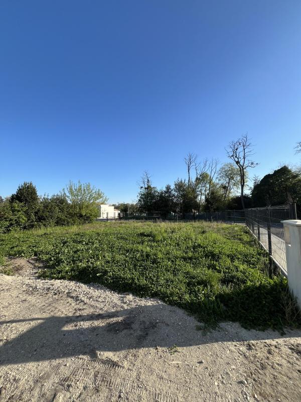 Terrain constructible - 500 m²
