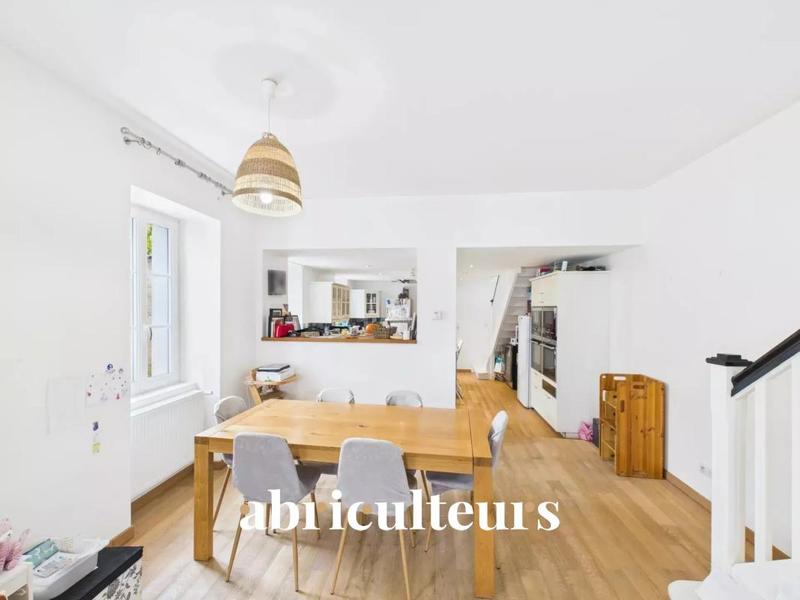 Maison de ville - 135 m² - 4 pièces