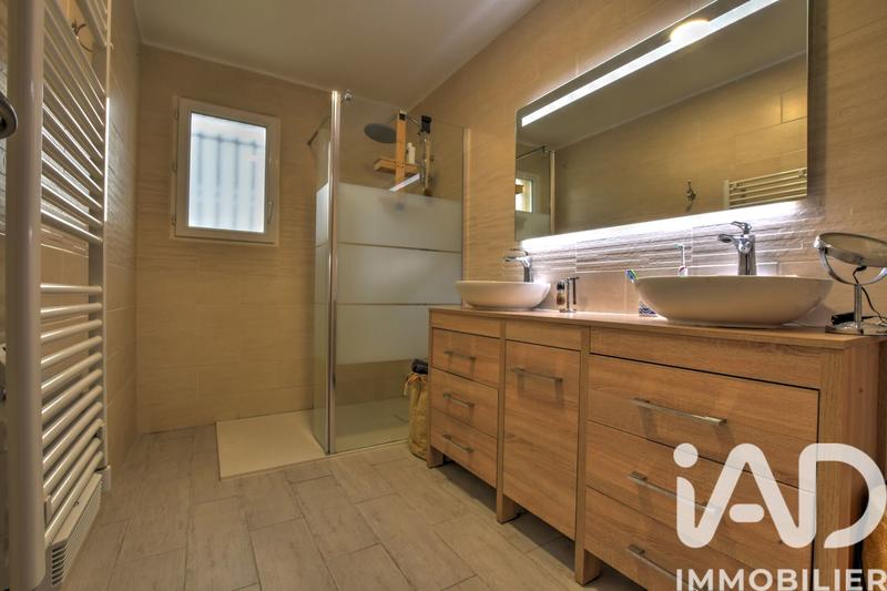Maison - 104 m² - 5 pièces