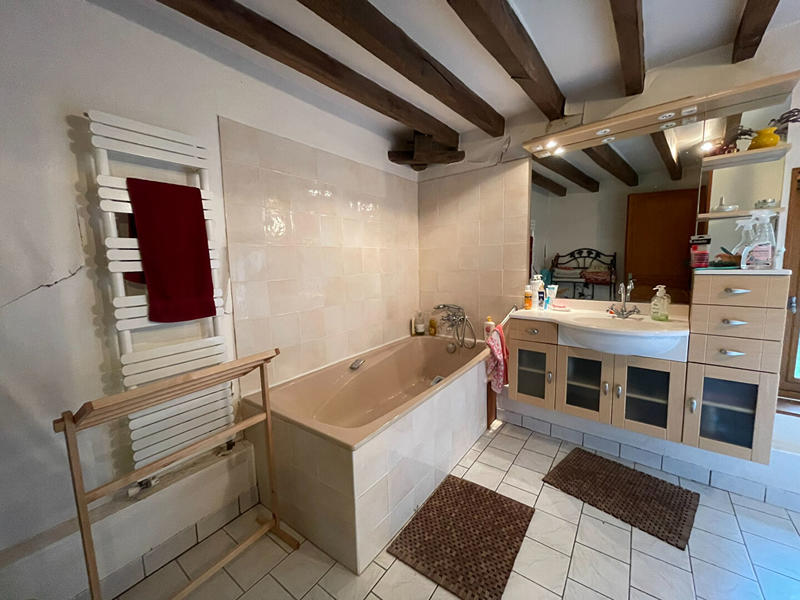 Demeure - 370 m² - 14 pièces