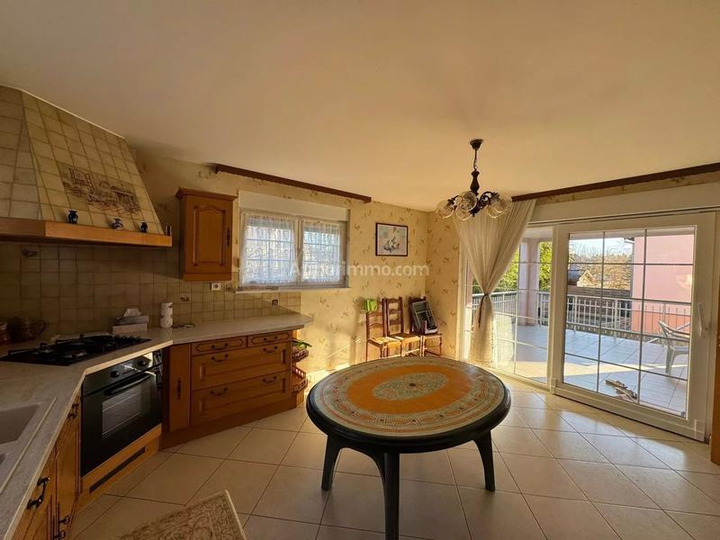 Maison - 312 m² - 12 pièces