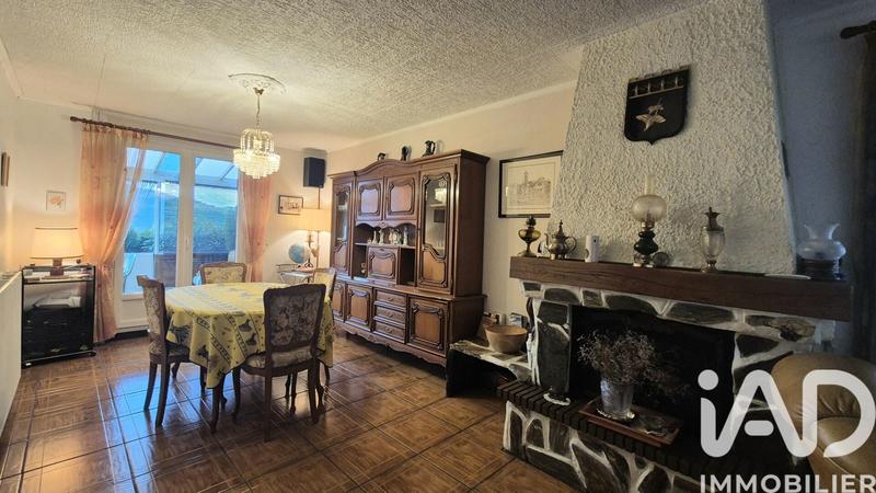 Maison - 90 m² - 3 pièces