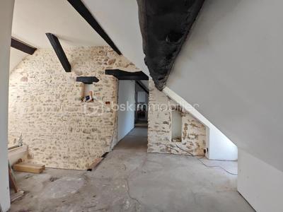 Corps de ferme - 151 m² - 6 pièces