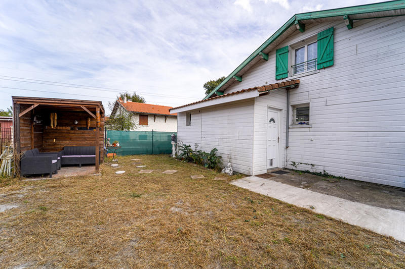 Maison - 96 m² - 5 pièces