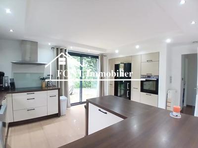 Maison - 139 m² - 6 pièces