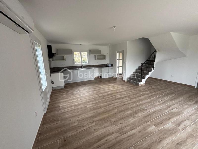 Maison - 105 m² - 5 pièces