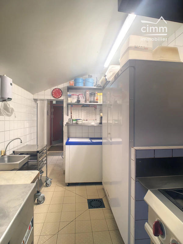 Fonds de commerce - Magasins - 93 m²