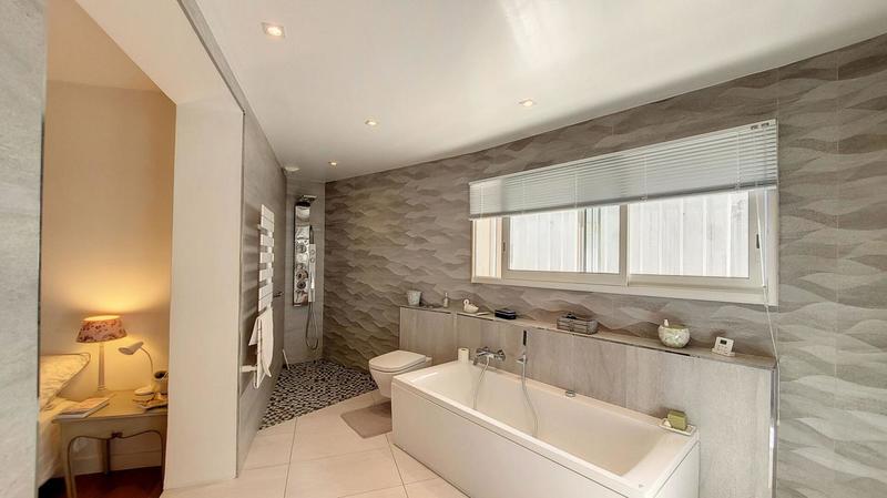 Appartement - 127 m² - 4 pièces