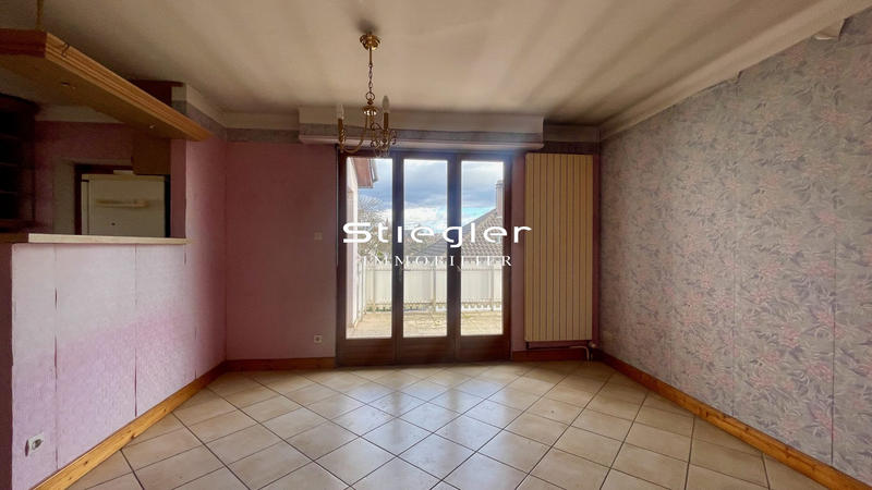 Maison - 203 m² - 10 pièces