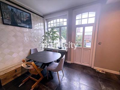 Maison - 82 m² - 4 pièces