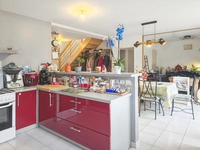 Pavillon - 160 m² - 7 pièces